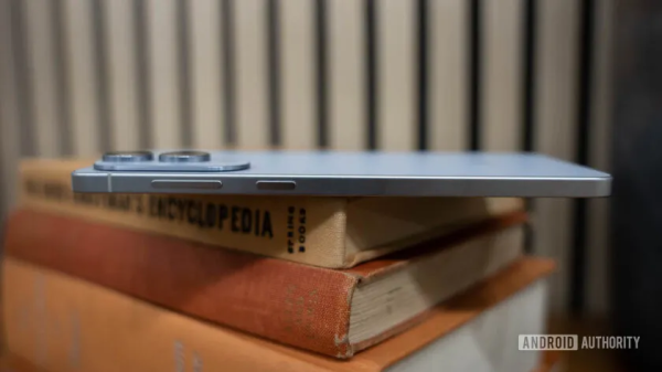 股顺网 三星最薄旗舰 Galaxy S25 Edge 续航实测